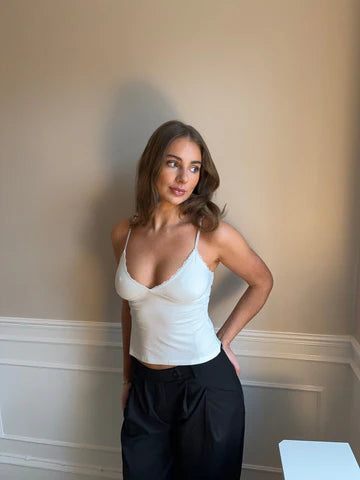 MILA TOPP - VIT